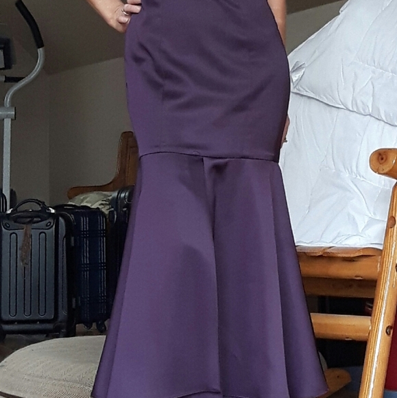 Prom, Grad or Mother Of Bride Dress - Picture 2 of 4